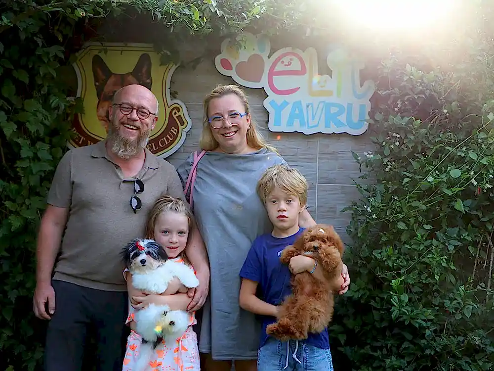 Beyti Engin ve ailesi can dostlarına kavuştular