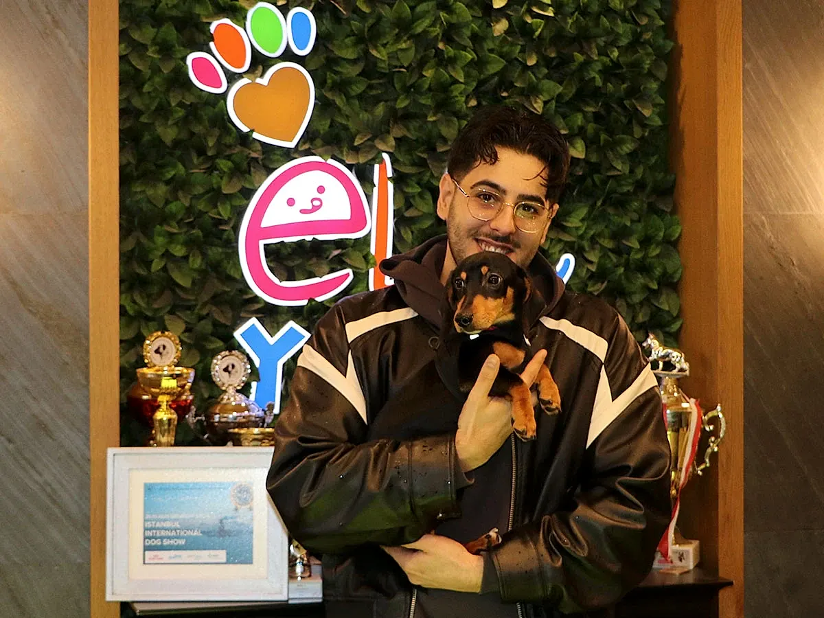 Ekincan Bey Dachshund yavrusuna kavuştu