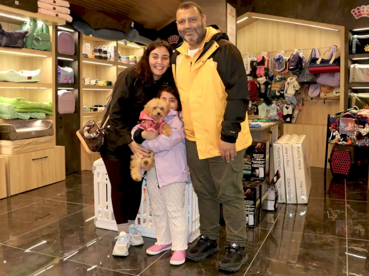 Emre Bey ve ailesi Maltipoo yavrularına kavuştular