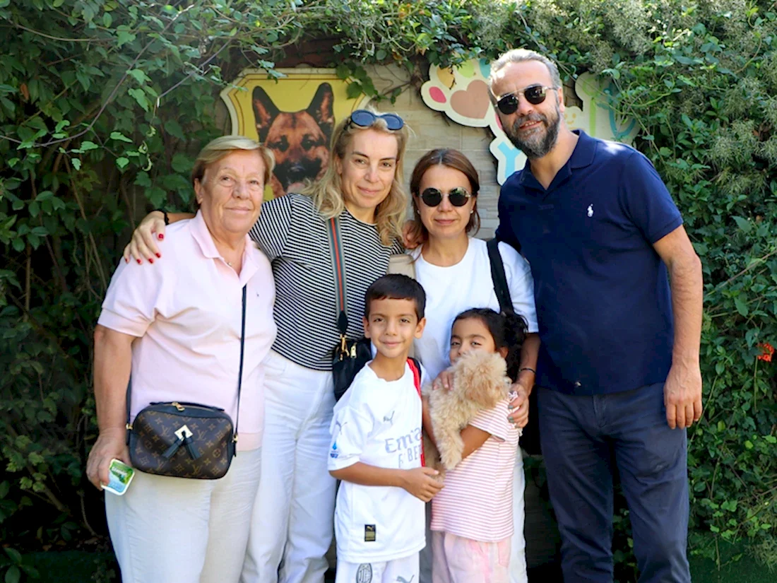 Özhan ailesi Maltipoo yavrularına kavuştular