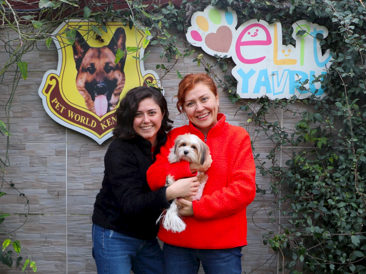 Işıl Hanım kızı Cookie'ye kavuştu