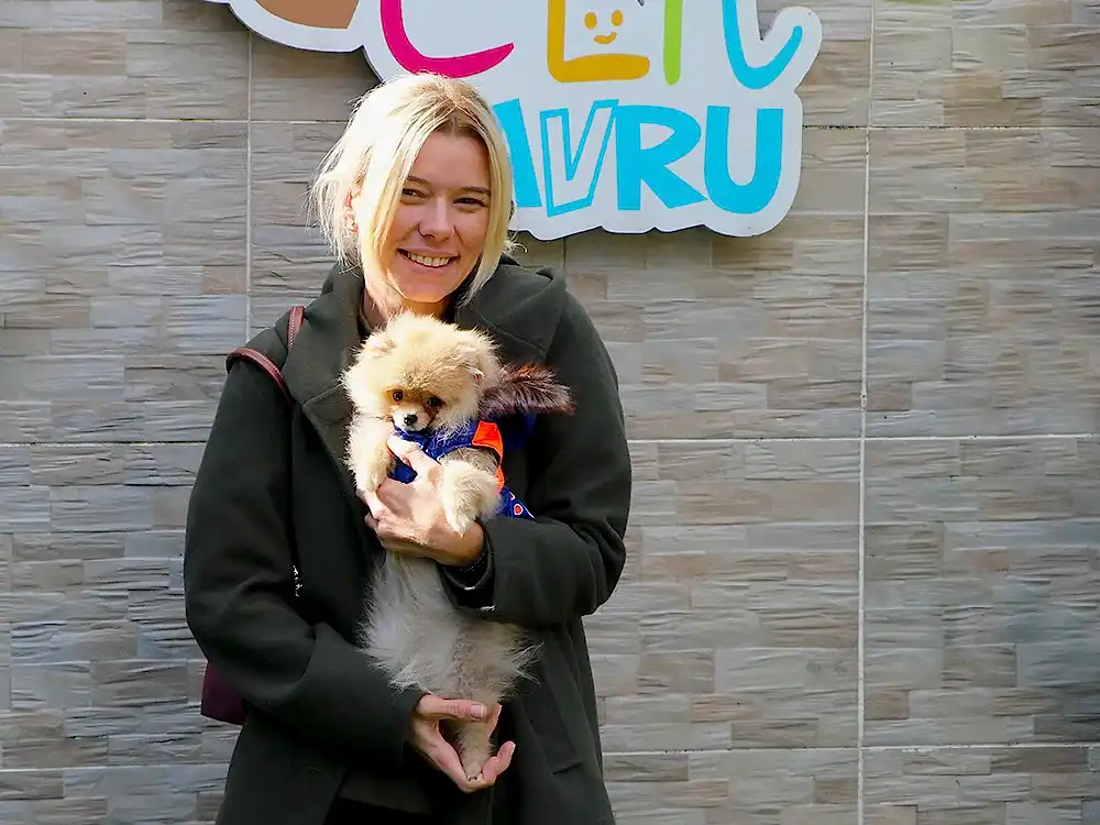 Merve Öztürk, Pomeranian yavrusu Tedy'e kavuştu