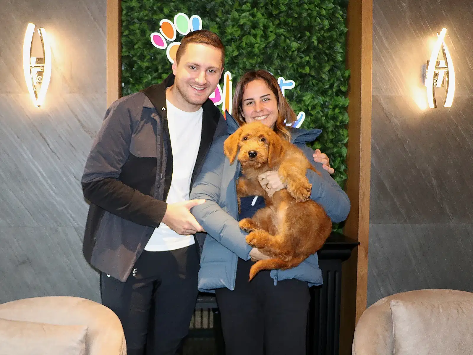 Ömer Sarıgül ve ailesi Labradoodle yavrularına kavuştular